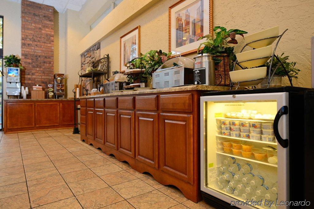 בראנסון Best Western Plus Landing View Inn & Suites מסעדה תמונה